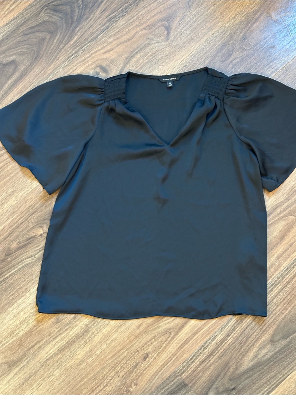 Banana Republic Black V-Neck Short Sleeve Blouse